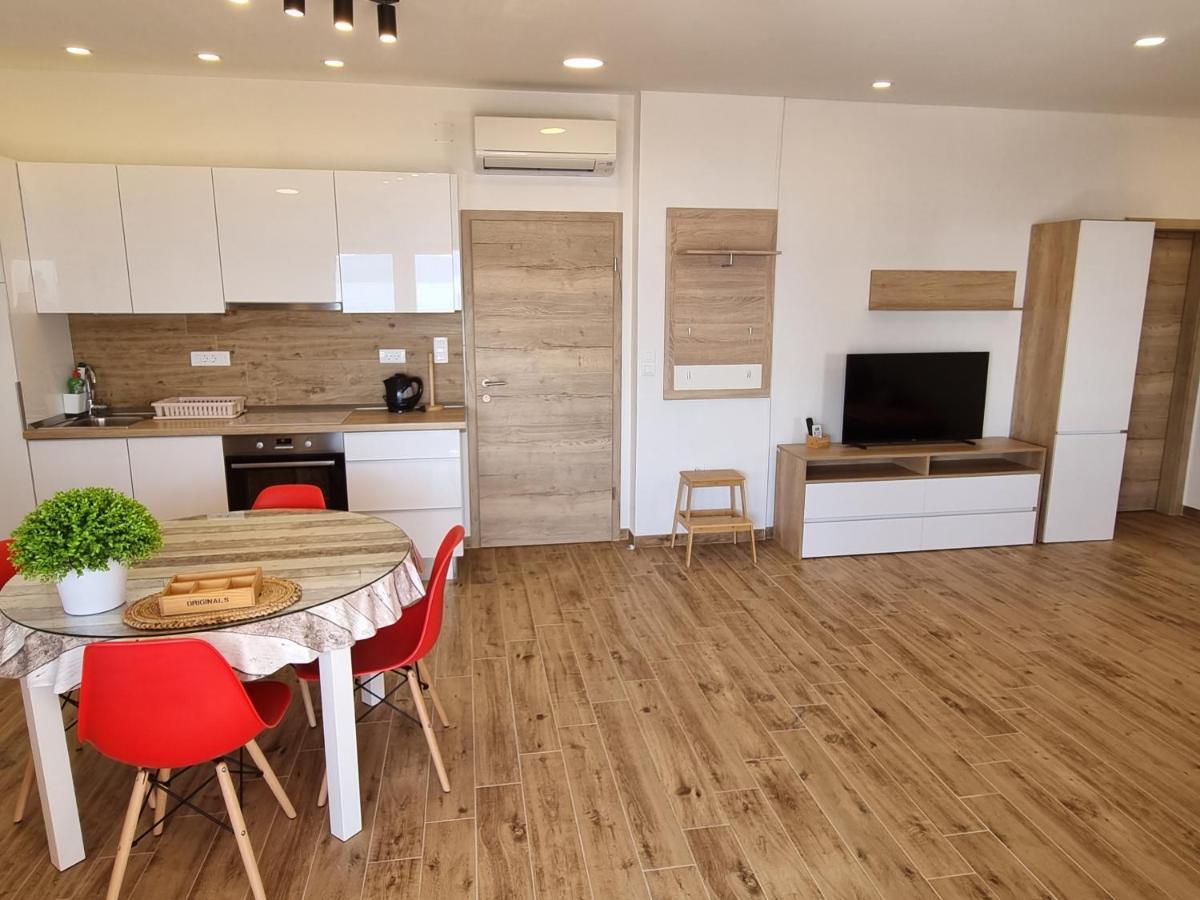 Apartments Sky Brela Luaran gambar